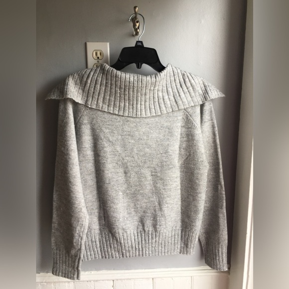Joseph A. Sweater - NWT - Picture 2 of 7